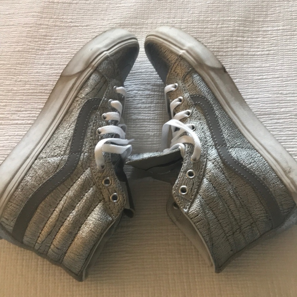Vans Discontinued silver metallic hi tops - Picture 7 of 7
